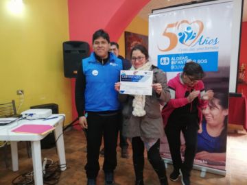 Los participantes recibieron certificados tras las tres jornadas de charlas.