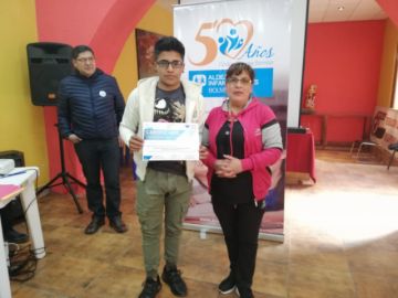 Los participantes recibieron certificados tras las tres jornadas de charlas.