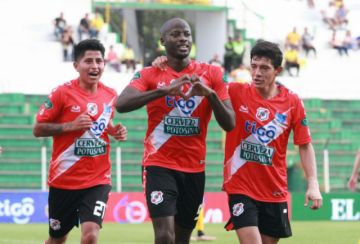 El partido disputado en Santa Cruz.