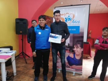 Los participantes recibieron certificados tras las tres jornadas de charlas.