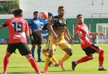 El partido disputado en Santa Cruz.