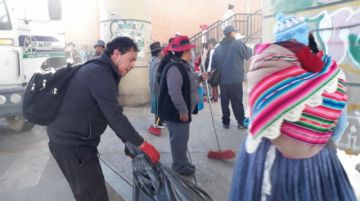 La limpieza comenzó en las madrugada y se prolongó a lo largo del día.
