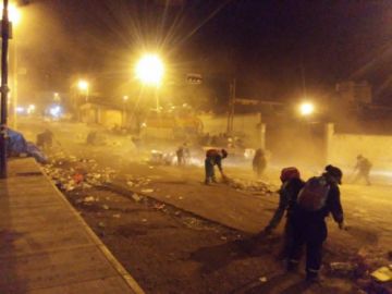 La limpieza comenzó en las madrugada y se prolongó a lo largo del día.