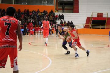 Pichincha mantiene su invicto  y avanza
