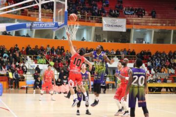 Pichincha mantiene su invicto  y avanza