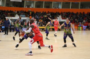 Pichincha mantiene su invicto  y avanza