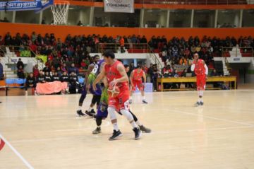 Pichincha mantiene su invicto  y avanza