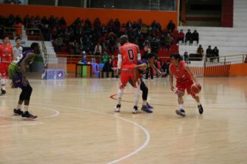 Pichincha mantiene su invicto  y avanza