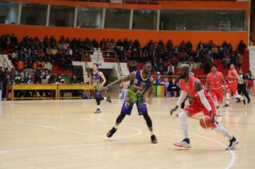 Pichincha mantiene su invicto  y avanza