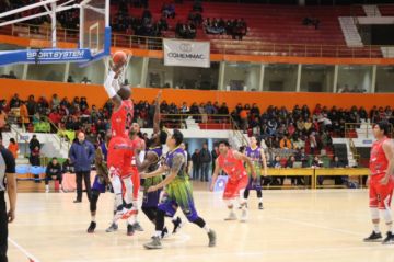 Pichincha mantiene su invicto  y avanza