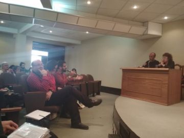 Comenzaron las presentaciones.