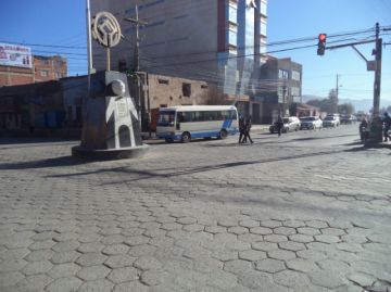 Av. Universitaria hasta antes de las 9:00.