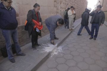 El acto formal de inicio de obras.