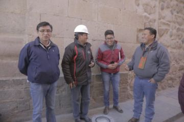 El acto formal de inicio de obras.