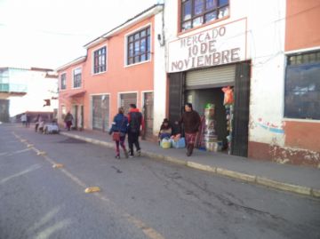 El Mercado 10 de Noviembre está abierto.