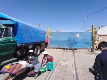 Así lucía el centro de Potosí al mediodía del jueves.