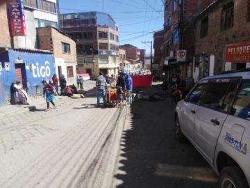 Así lucía el centro de Potosí al mediodía del jueves.