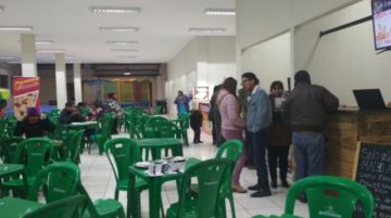 El patio de comidas.