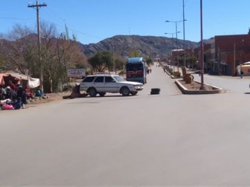 Tupiza acata paro de 24 horas