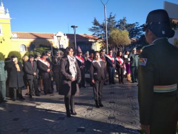 El homenaje de la fiscala departamental.
