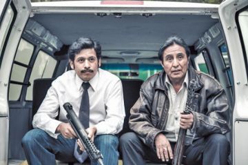 Carlos (padre) y Alberto. Años después, él le diría 