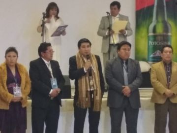 El presidente de la Affap, Santiago Cruz, inicia la gala.