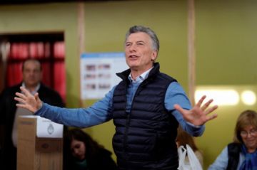 Macri en el momento de votar.