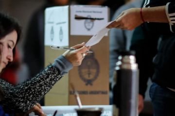 Escenas de la votación.