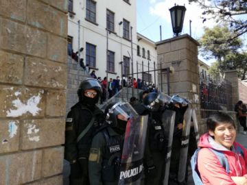 Había presencia policial y de universitarios.