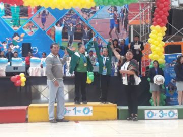 La premiación contó con la presencia de las delegaciones.
