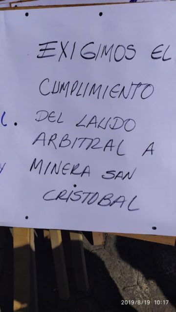 Se movilizan en La Paz.