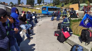 Se movilizan en La Paz.