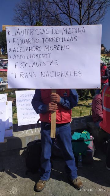 Se movilizan en La Paz.