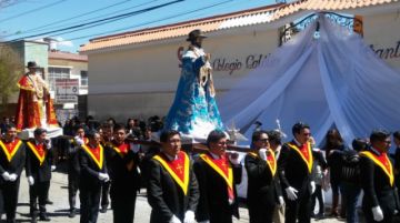 Los santos, San Bartolomé y San Ignacio visitaron la ciudad.