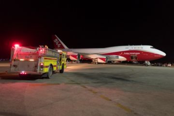 La aeronave llegó esta madrugada.