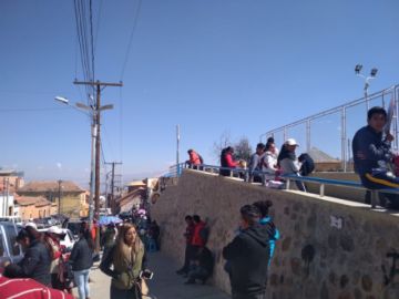 Las filas siguen en San Marcos.