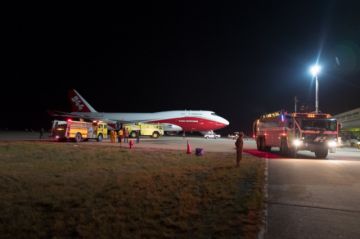 La aeronave llegó esta madrugada.