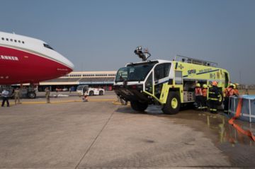 La aeronave llegó esta madrugada.