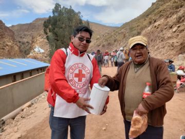 Voluntarios continúan recolección de ayuda para la Chiquitanía