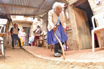 Vivía en Sacaba con su familia. Nunca tuvo hijos ni se casó.