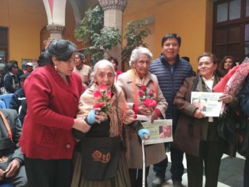 En el agasajo en la Alcaldía.