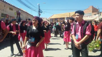  Ballet Folclórico Requegua, de Chile.