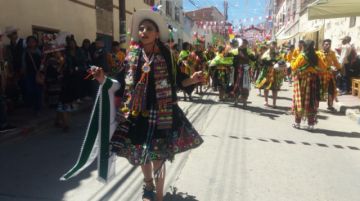 Tinkus el Colegio Arce