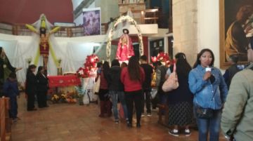 Las autoridades ya se retiraron del templo pero no hay señas de la primera fraternidad.