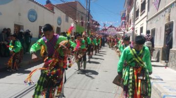 Tinkus el Colegio Arce