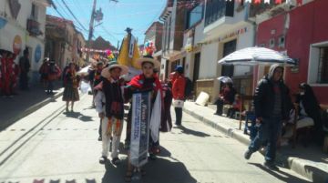  A las 10:53, partió la Fraternidad Tarqueada de la escuela Nogales.
