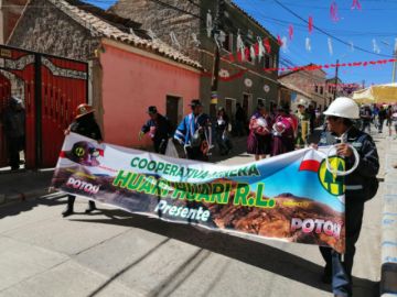 Mineros de Huari Huari.