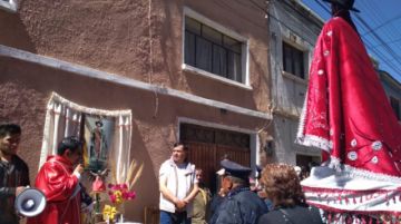 Altar de la familia Valda en avenida Cívica