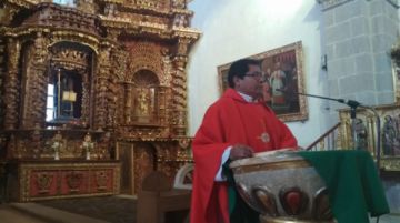 Celebra el párroco de La Merced, Giovanni López.