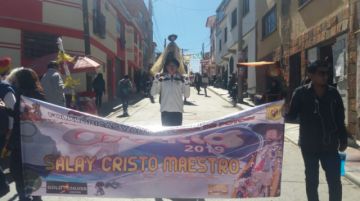 Salay Cristo Maestro hace su paso